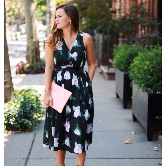banana republic black floral dress